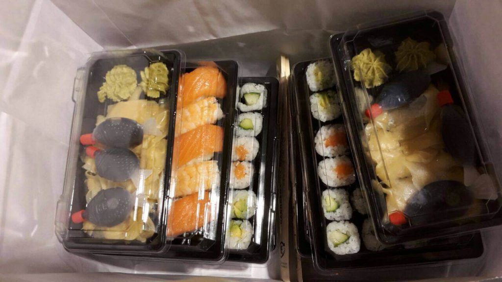 Fette Ausbeute: Eine ganze Tüte voller Sushi
