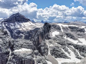 Das Sella Massiv: Blick auf die Boe Spitze – Traumpfad München Venedig